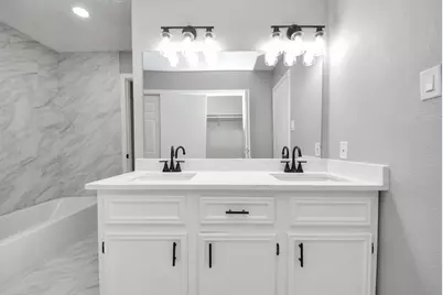 7439 Kite Hill Drive, Houston, TX 77041 - Photo 33