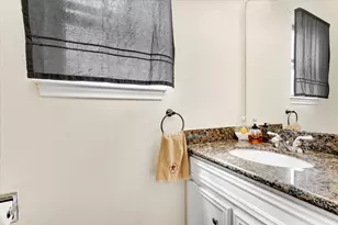 5431 Crown Colony, Houston, TX 77069 - Photo 23