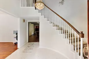 5431 Crown Colony, Houston, TX 77069 - Photo 5
