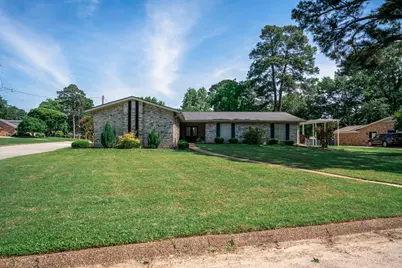 317 E Robinwood, White Oak, TX 75693 - Photo 7