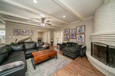 317 E Robinwood, White Oak, TX 75693 - Photo 13