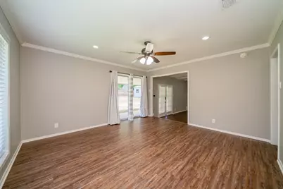 317 E Robinwood, White Oak, TX 75693 - Photo 17