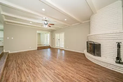 317 E Robinwood, White Oak, TX 75693 - Photo 7