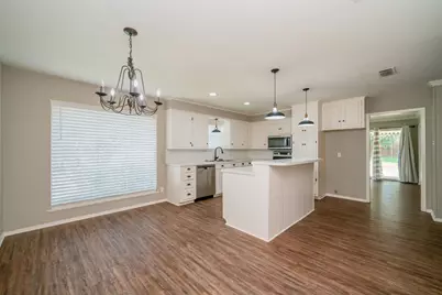 317 E Robinwood, White Oak, TX 75693 - Photo 15