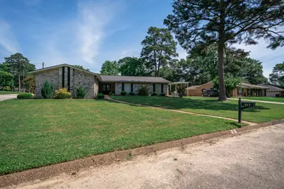 317 E Robinwood, White Oak, TX 75693 - Photo 5