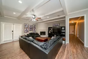 317 E Robinwood, White Oak, TX 75693 - Photo 9
