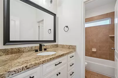 5402 Jonathan Lane, Houston, TX 77011 - Photo 9