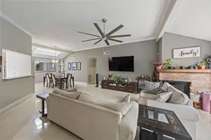 13527 Blue Marlin Ln, Houston, TX 77083 - Photo 7