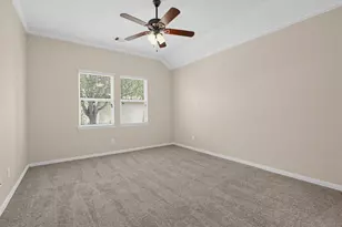10715 Wall Fern Way, Houston, TX 77034 - Photo 15