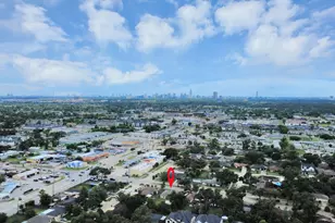 7906 Hammerly Blvd, Houston, TX 77055 - Photo 43