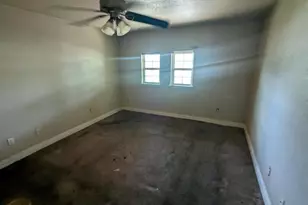 4310 Dacca Dr, Houston, TX 77047 - Photo 11