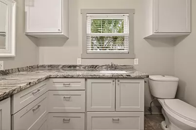 717 W 30th Street, Houston, TX 77018 - Photo 23