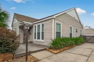 717 W 30th St, Houston, TX 77018 - Photo 5