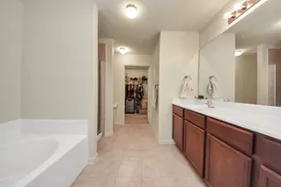 10803 Dover White Dr, Humble, TX 77396 - Photo 19