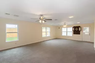 2007 S Rayburn Ct, Pasadena, TX 77502 - Photo 9
