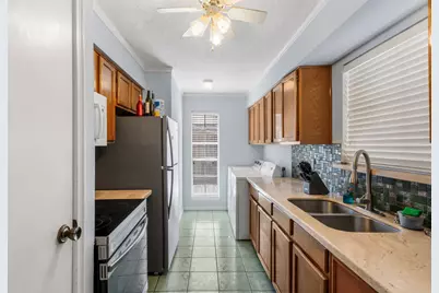 1515 Sandy Springs Road #3404, Houston, TX 77042 - Photo 9