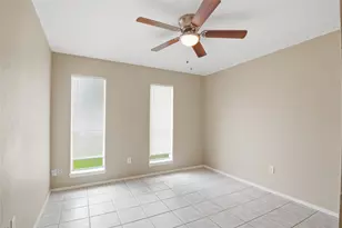 6122 S Greenpark Dr, Houston, TX 77072 - Photo 11