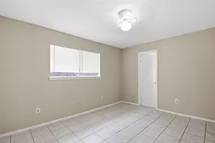 6122 S Greenpark Dr, Houston, TX 77072 - Photo 13