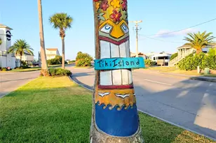 1318 Outrigger, Tiki Island, TX 77554 - Photo 7
