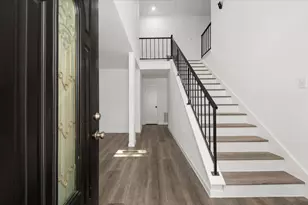 3230 Hombly Rd, Houston, TX 77066 - Photo 3