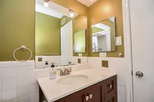 2601 Bellefontaine St, Houston, TX 77025 - Photo 27