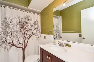 2601 Bellefontaine St, Houston, TX 77025 - Photo 23