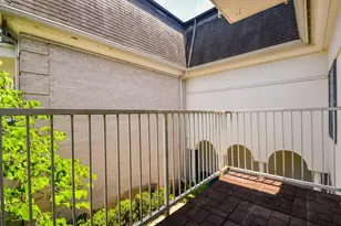 2601 Bellefontaine St, Houston, TX 77025 - Photo 27