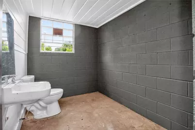 112 E Goliad Avenue, Crockett, TX 75835 - Photo 23