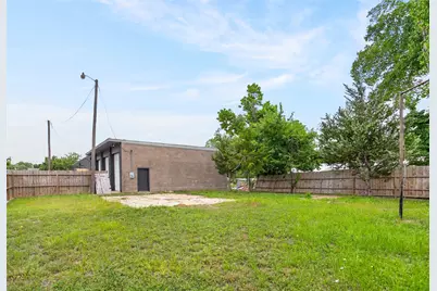 112 E Goliad Avenue, Crockett, TX 75835 - Photo 31
