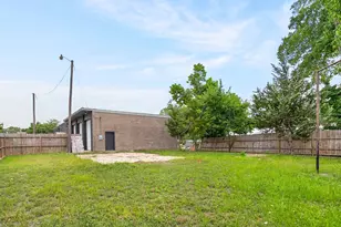112 E Goliad Ave, Crockett, TX 75835 - Photo 31