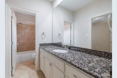 11207 Tramonto Drive, Houston, TX 77042 - Photo 7