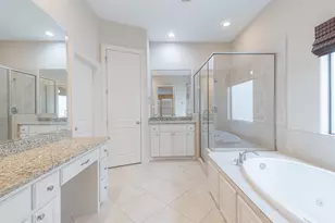 11207 Tramonto Dr, Houston, TX 77042 - Photo 33