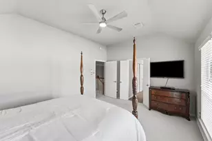 2426 Mills Creek Dr, Houston, TX 77339 - Photo 21