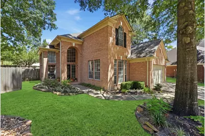 2426 Mills Creek Drive, Houston, TX 77339 - Photo 3