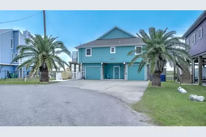 1682 Blue Water Drive Drive, Freeport, TX 77541 - Photo 3