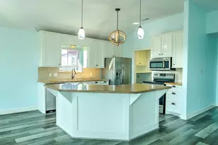 1682 Blue Water Dr Dr, Freeport, TX 77541 - Photo 17