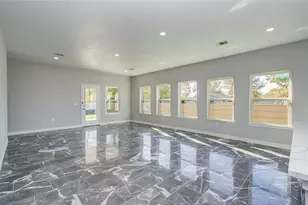 898 Rd 3556, Cleveland, TX 77327 - Photo 13