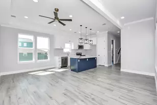 1008 20th St, Dickinson, TX 77539 - Photo 13