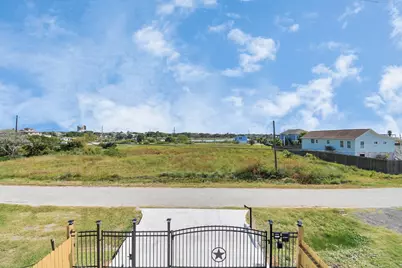 1008 20th Street, Dickinson, TX 77539 - Photo 5