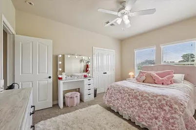 4511 Katies Creek Avenue, Baytown, TX 77523 - Photo 33