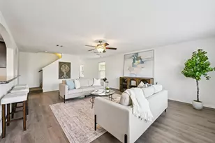 11811 Red Hummingbird Dr, Houston, TX 77047 - Photo 7