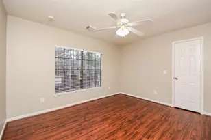 27 W Rumple Creek Pl, The Woodlands, TX 77381 - Photo 19