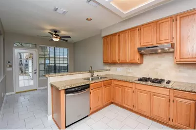 27 W Rumplecreek Place, The Woodlands, TX 77381 - Photo 11