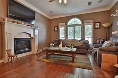 112 Majestic Oak Circle, Lake Jackson, TX 77566 - Photo 7