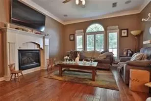 112 Majestic Oak Cir, Lake Jackson, TX 77566 - Photo 7