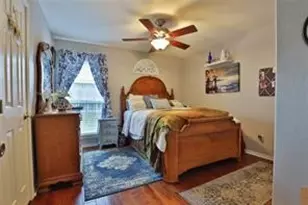 112 Majestic Oak Cir, Lake Jackson, TX 77566 - Photo 9