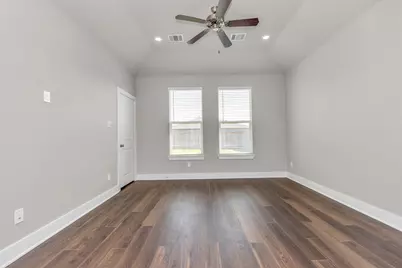 10609 Wildflower View Drive, Rosharon, TX 77583 - Photo 9