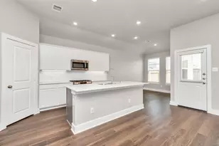 10609 Wildflower Vw Dr, Rosharon, TX 77583 - Photo 7