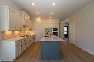 14904 Clover Mdw Ln, Montgomery, TX 77316 - Photo 3