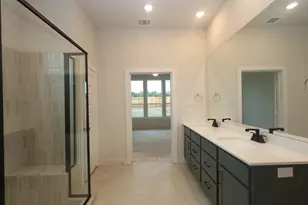 14904 Clover Mdw Ln, Montgomery, TX 77316 - Photo 9